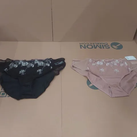 BOX CONTAINING APPROXIMATELY 50x PAIRS OF BRAND NEW PRETTY SECRETS LIBBY BRIEFS - SIZE 20
