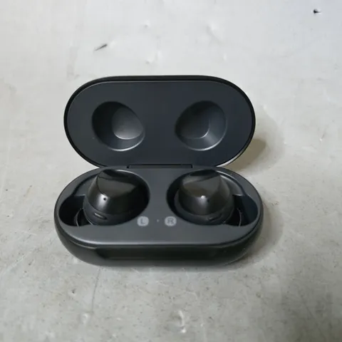 BOXED SAMSUNG GALAXY BUDS IN BLACK