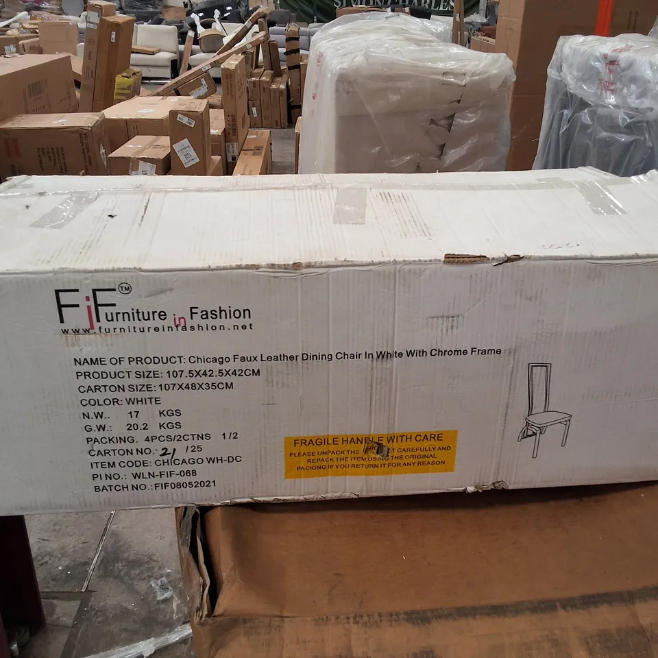 BOXED CHICAGO FAUX LEATHER DINING CHAIR IN WHITE/CHROME