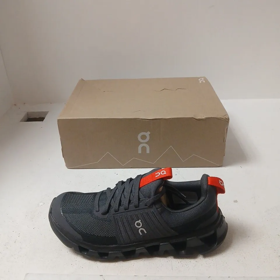 BOXED ON RUNNING TRAINERS – BLACK/CHARCOAL - UK 5