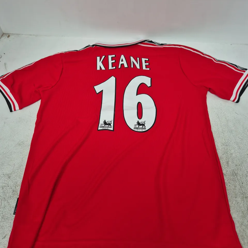 RETRO MANCHESTER UNITED FOOTBALL SHIRT, RED, UMBRO, XL (KEANE 16)