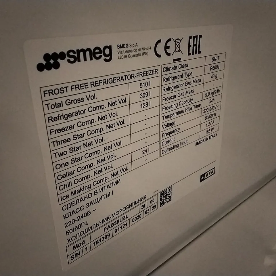 SMEG FAB38LBL 70CM FRIDGE FREEZER BLACK