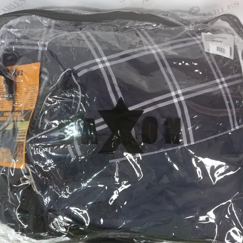 SAXON DEFIANT GOOD COMBO HEAVY PRINT HORSE COVER IN NAVY PLAID