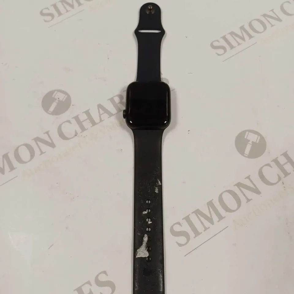 APPLE SERIES 6, 44MM SMART WATCH GPS TRACKING