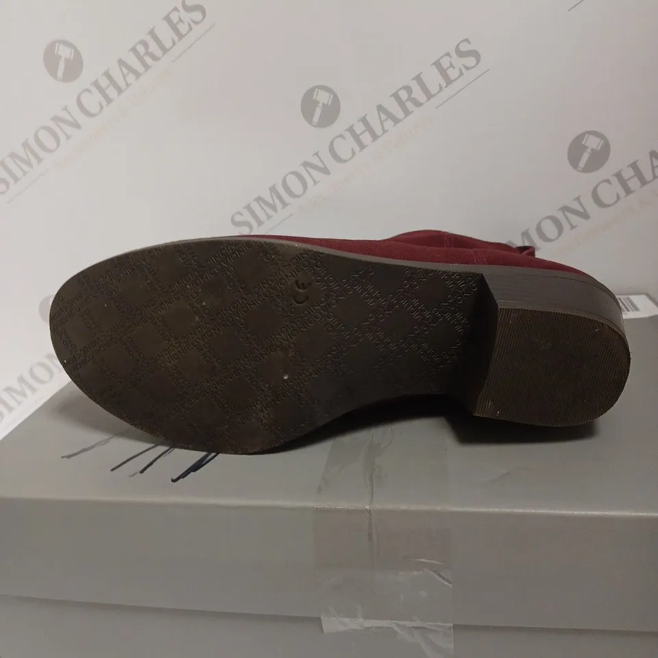 BOXED VIONIC VERA ANKLE BOOTS, BURGUNDY - SIZE 5