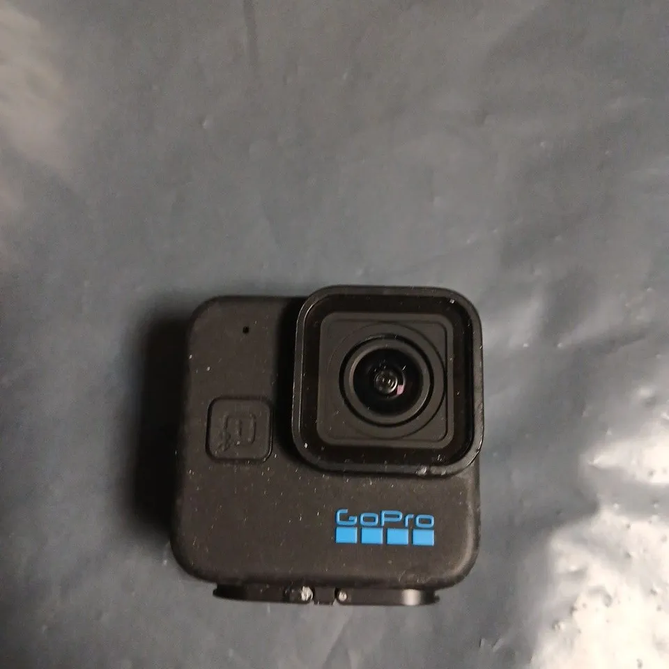 GOPRO 11 MINI ACTION CAMERA BLACK