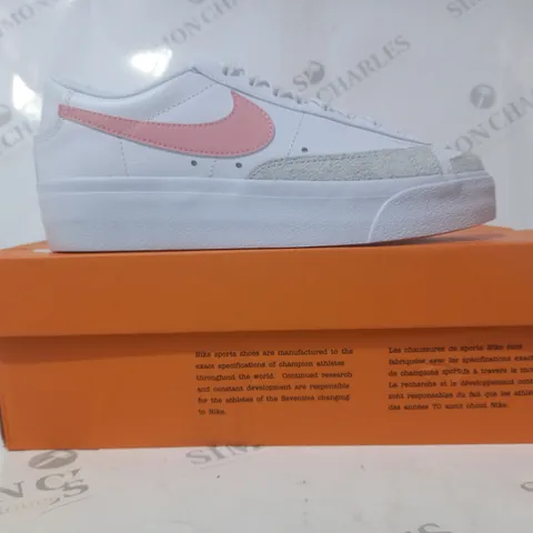 BOXED PAIR OF NIKE BLAZER LOW PLATFORM TRAINERS IN WHITE/PINK UK SIZE 5.5