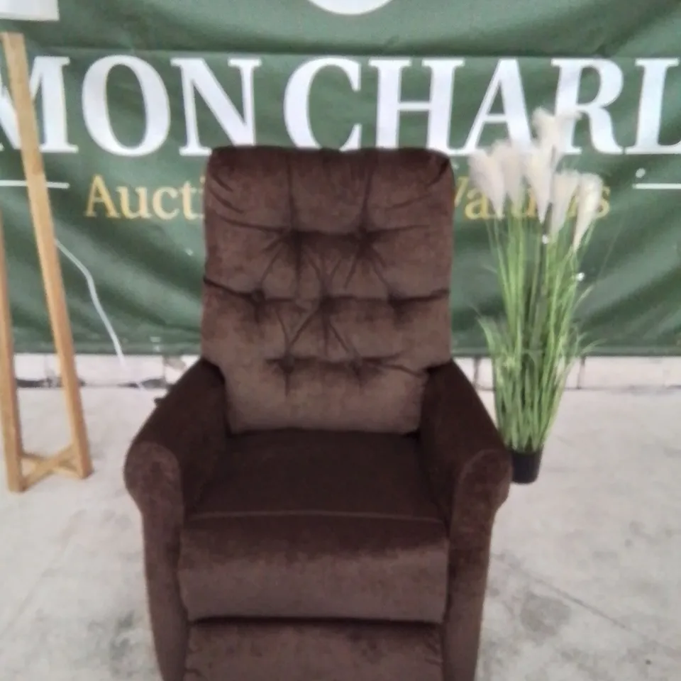BRAND NEW JOYNSON HOLLAND LIFT & RISE CHAIR - VISCOSITY CHOCOLATE FABRIC