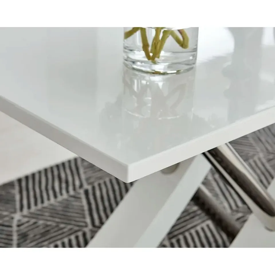 BOXED CHOWCHILLA DINING TABLE - TOP ONLY (ONLY BOX 1 OF 3)