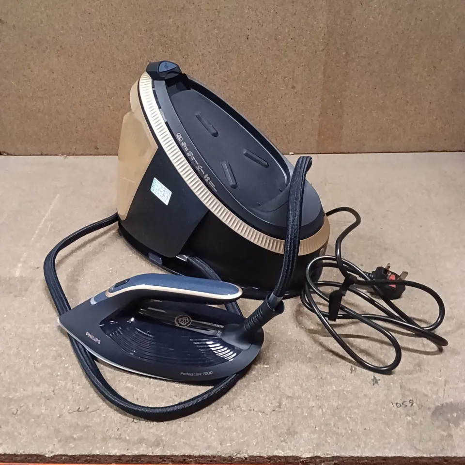 BOXED PHILIPS PERFECTCARE STEAM GENERATOR 7000 SERIES, PSG7300 - NAVY