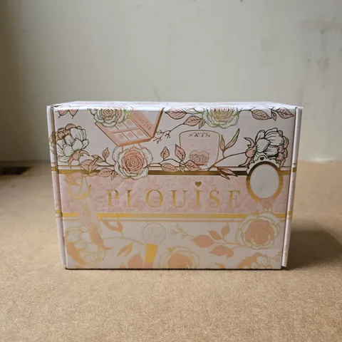 BOXED AND SEALED PLOUISE SMALL BLIND BOX