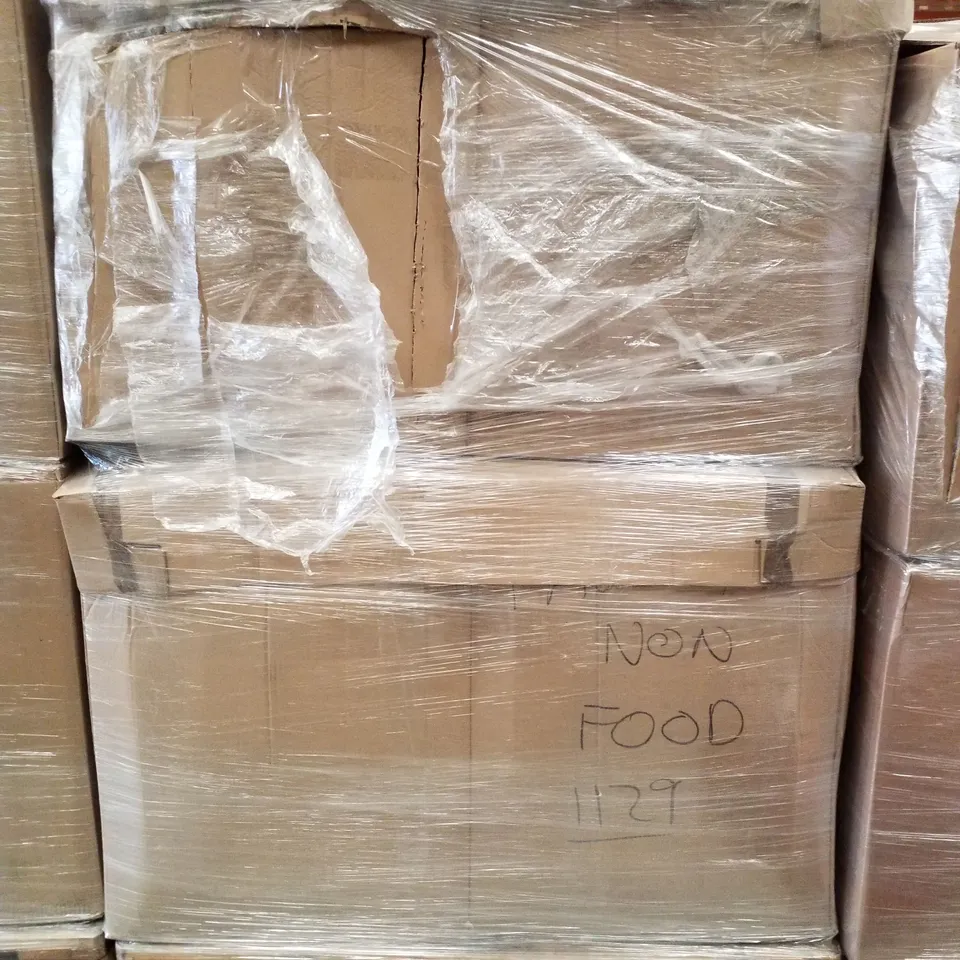 PALLET CONTAINING ASSORTED PILLOWS, NECK PILLOWS & LUMBAR SUPPORT PILLOWS