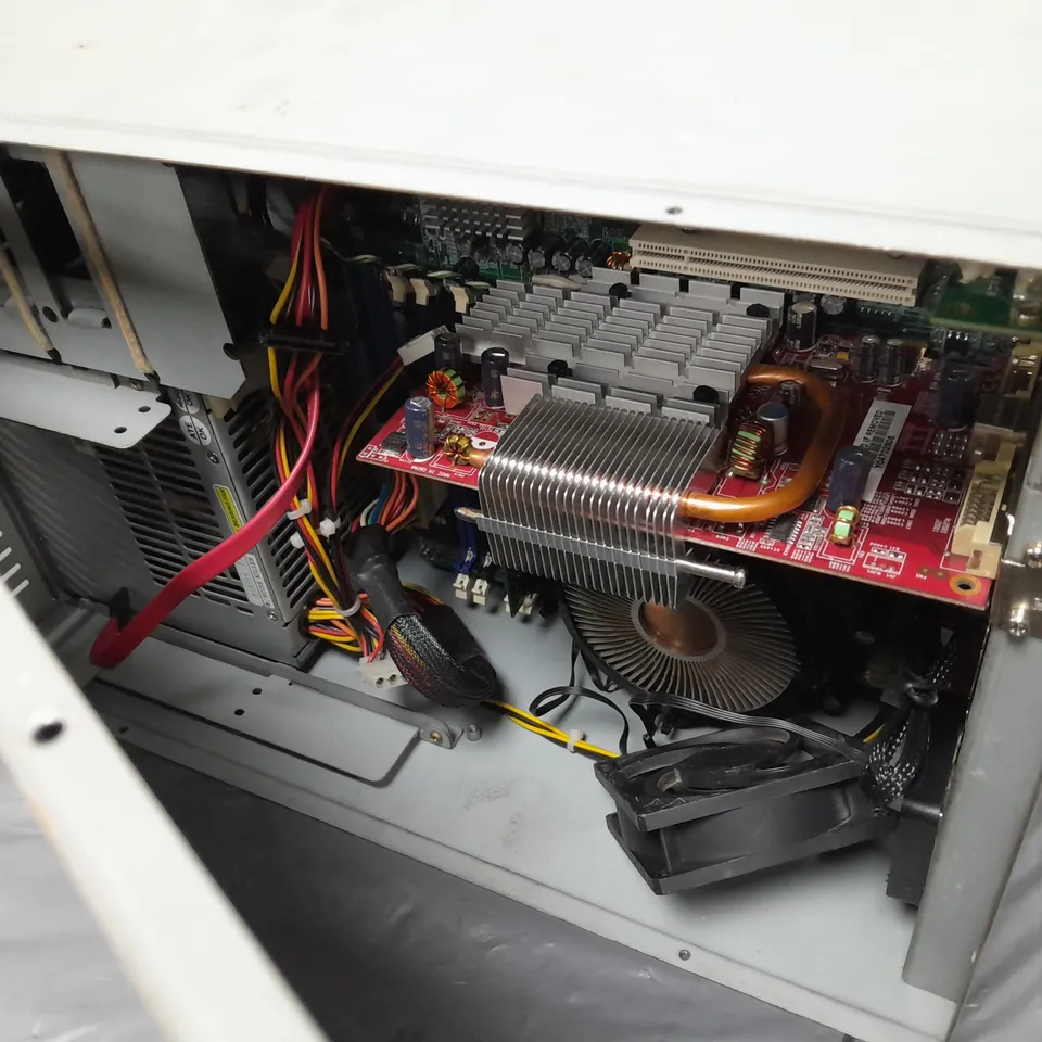 DESKTOP PC 