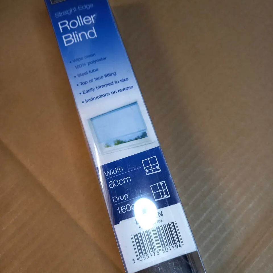 PACKAGED UNIVERSAL BROWN ROLLER BLIND - SIZE W60/DROP160CM