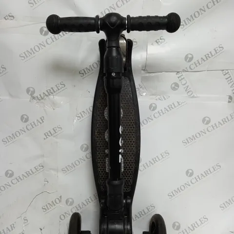 ZINC THREE WHEELED FOLDING T-MOTION SCOOTER