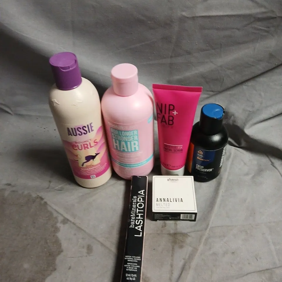 APPROXIMATEY 20 ASSORTED HEALTH AND BEAUTY PRODUCTS TO INCLUDE - AUSSIE BOUNCY CURLS SHAMPOO - MANSCAPED CROP PRESERVER AND NIP & FAB FACIAL SCRUB
