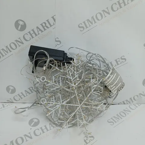 WARM WHITE SNOWFLAKE CURTAIN LIGHT