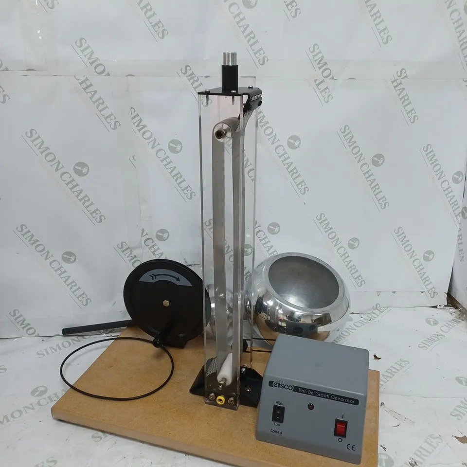 VAN DE GRAAFF GENERATOR WITH ACCESSORY KIT