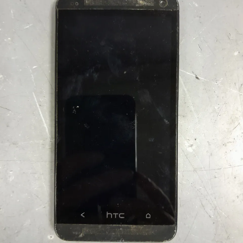 HTC ONE PN07100 SMARTPHONE