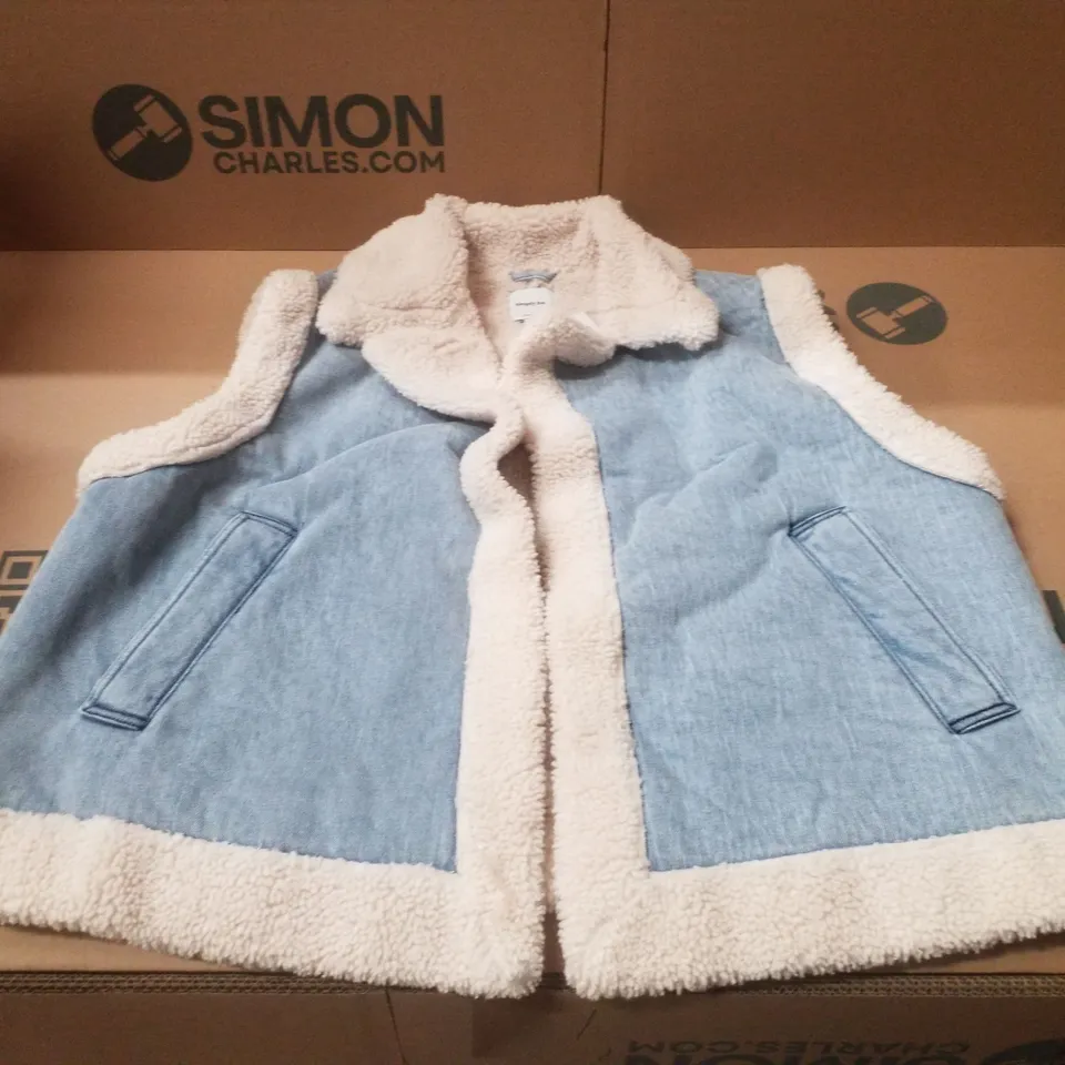 BOX CONTAINING APPROXIMATELY 5 BRAND NEW SIMPLY BE BLUE REGULAR SLEEVELESS DENIM GILETS - SIZE 22
