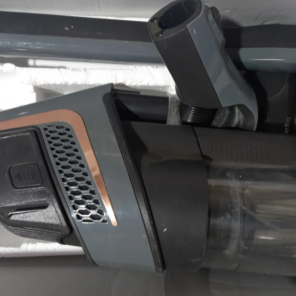 MIELE TRIFLEX HX1 VACUUM CLEANER