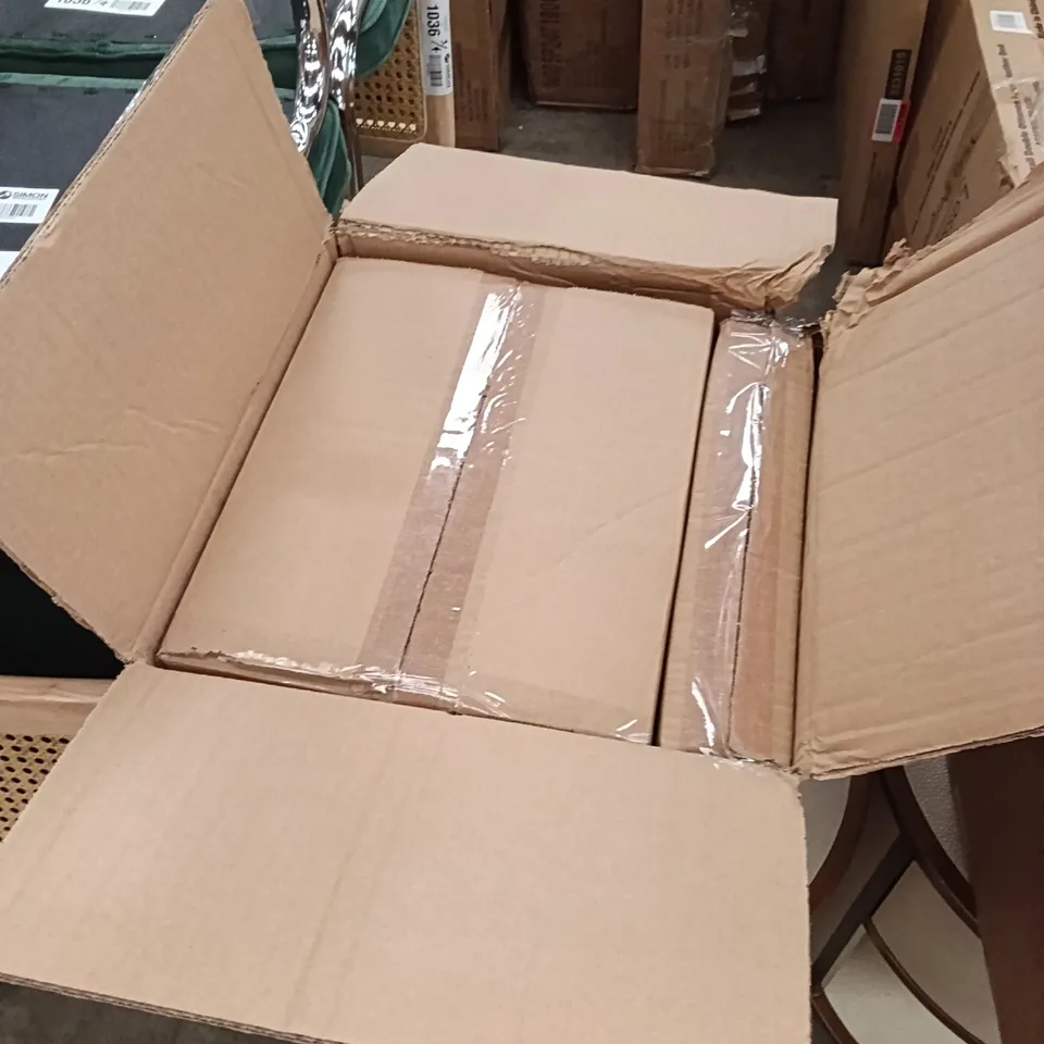 BOXED PENDANT LIGHT (1 BOX)