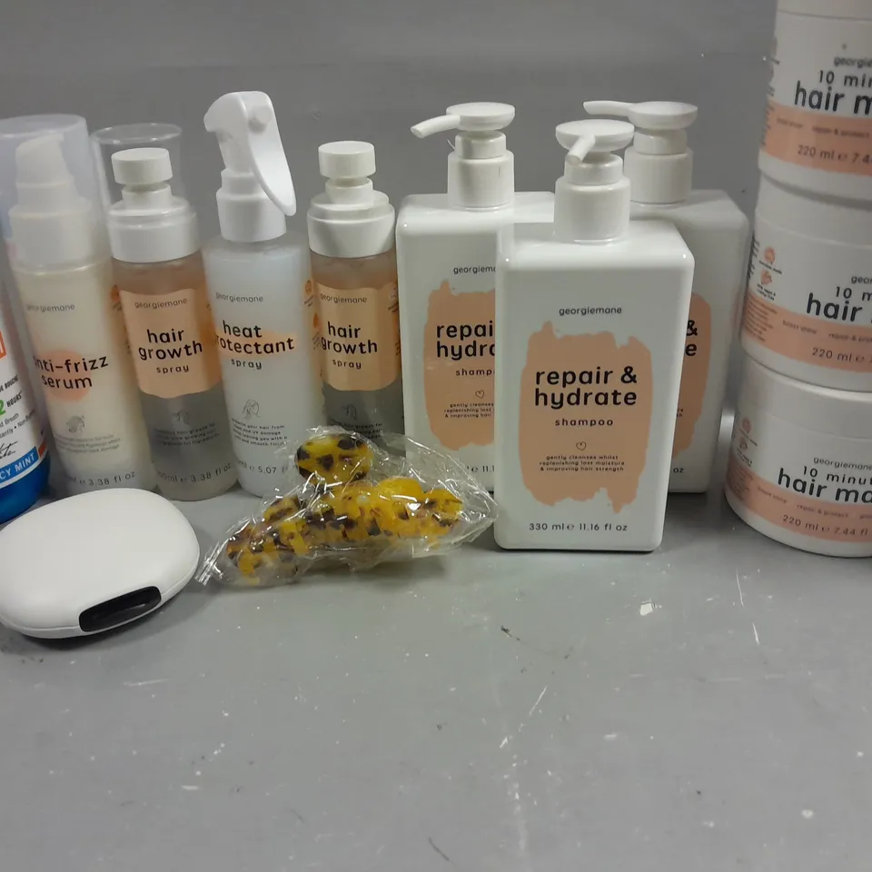 BOX OF APPROXIMATELY 15 COSMETIC ITEMS TO INCLUDE GEORGIE MANE SHAMPOO, 1O MINUTE HAIR  MASK. ANTI-FRIZZ SERUM, ETC