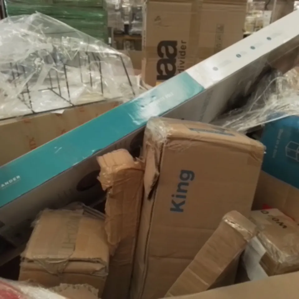 PALLET OF ASSORTED ITEMS INCLUDING SECURITY POLE, ROOM DIVIDER, BED FRAMES, STUDIO EASEL