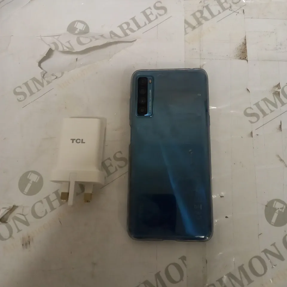 TLC 20L MOBILE PHONE + CHARGER PLUG