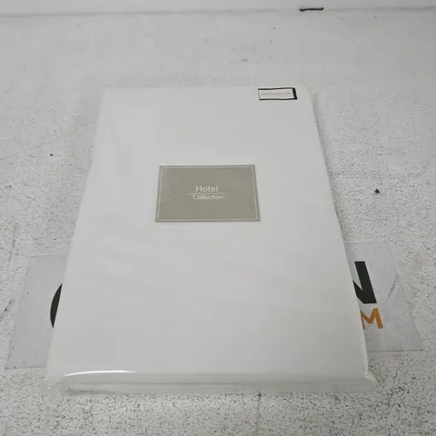 10 X HOTEL COLLECTION DOUBLE DUVET COVERS IN WHITE