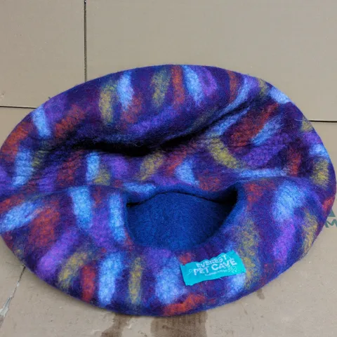 EVEREST PET CAVE ROUND FLEECE PET BED 