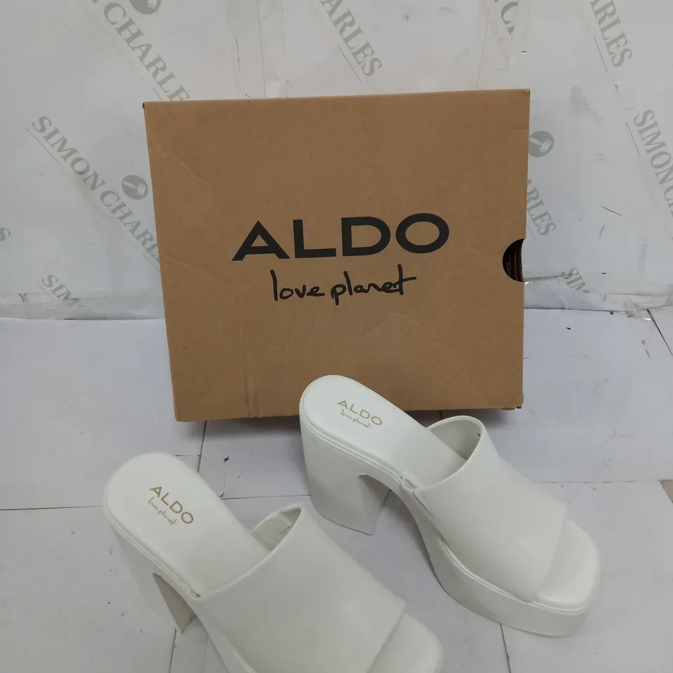 BOXED PAIR OF ALDO MAYSEE UK 4 WHITE HEELS 