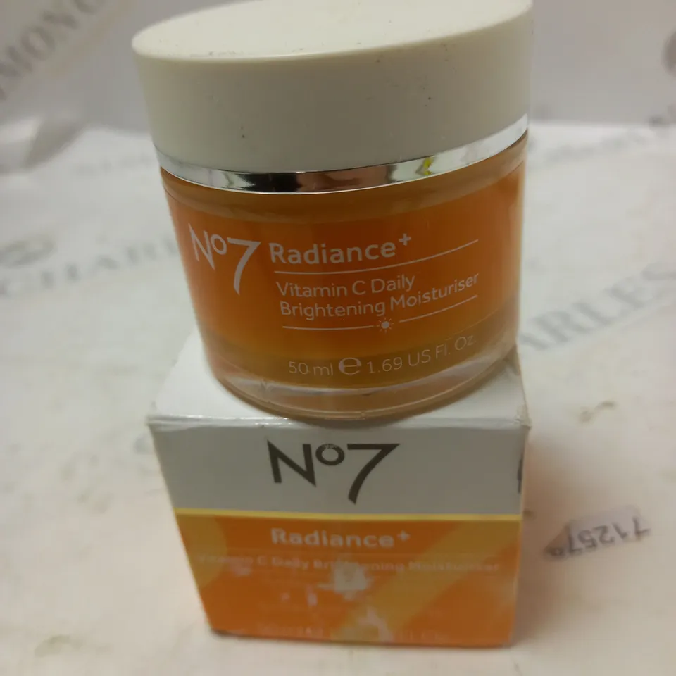 NO7 RADIANCE VITAMIN C DAILY BRIGHTENING MOISTURISER 50ML