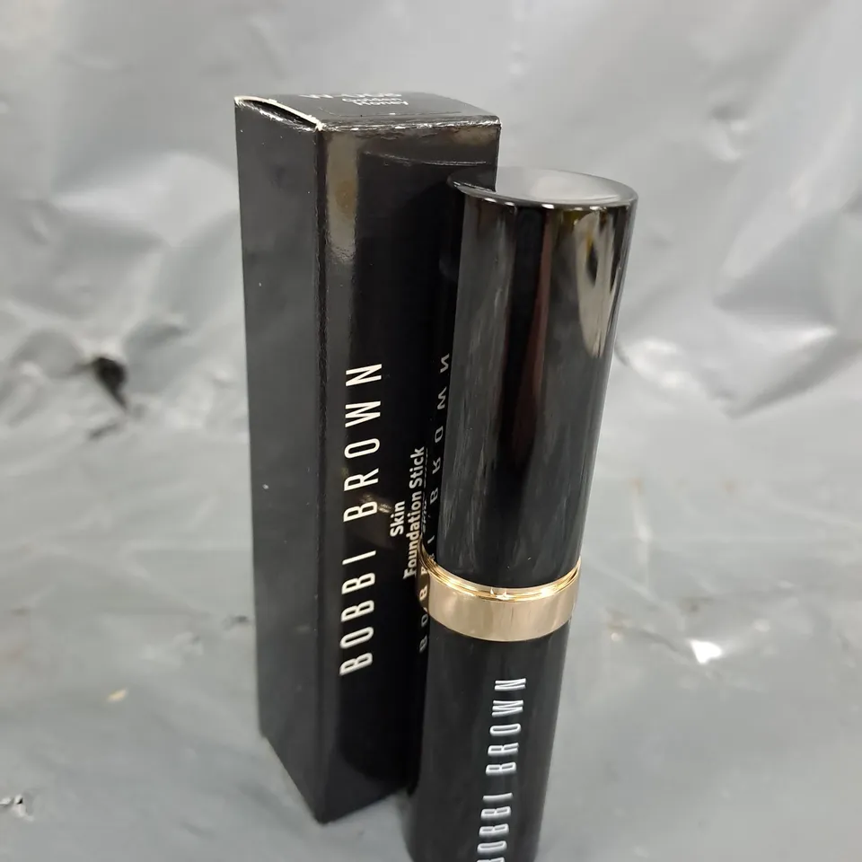BOBBI BROWN SKIN FOUNDATION STICK W-068 GOLDEN HONEY (9G)