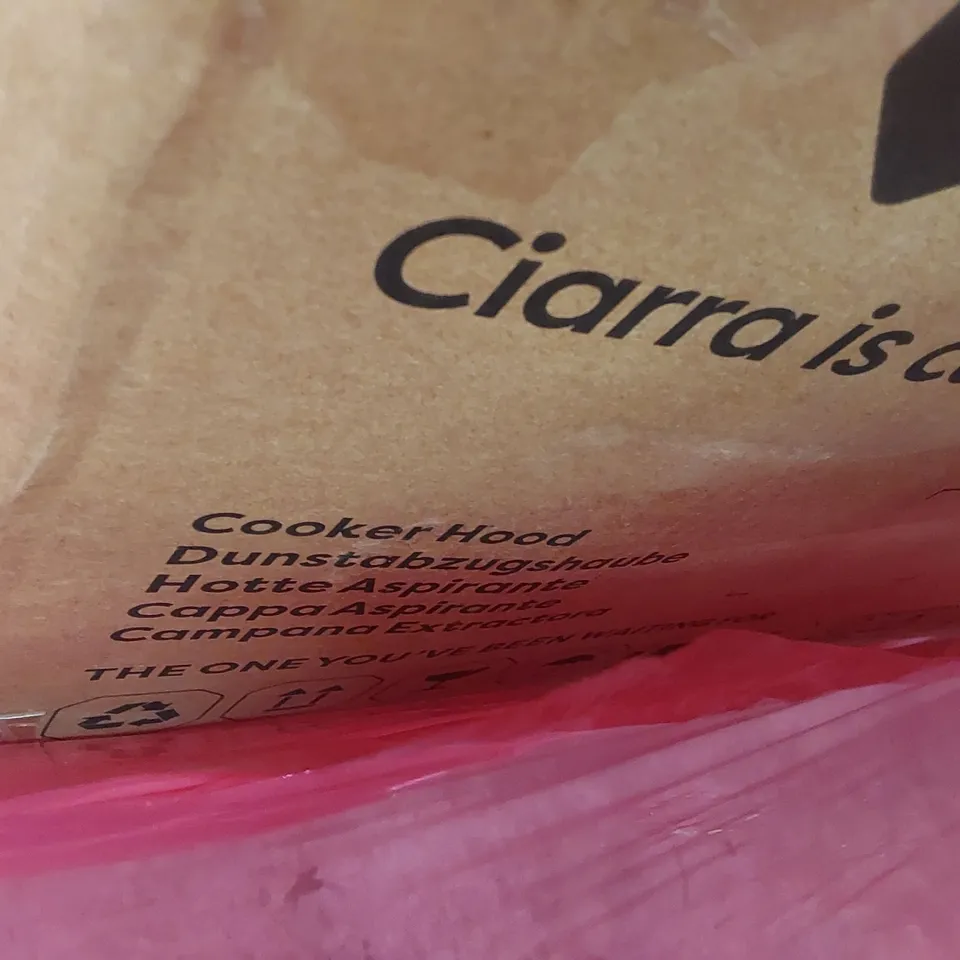 PALLET OF ASSORTED CONSUMER PRODUCTS TO INCLUDE: FOOD DEHYDRATOR, ROLLING STOOL, BABY MOSQUITO NET, COOKER HOOD, CAR SUNROOF SUNSHADE ECT