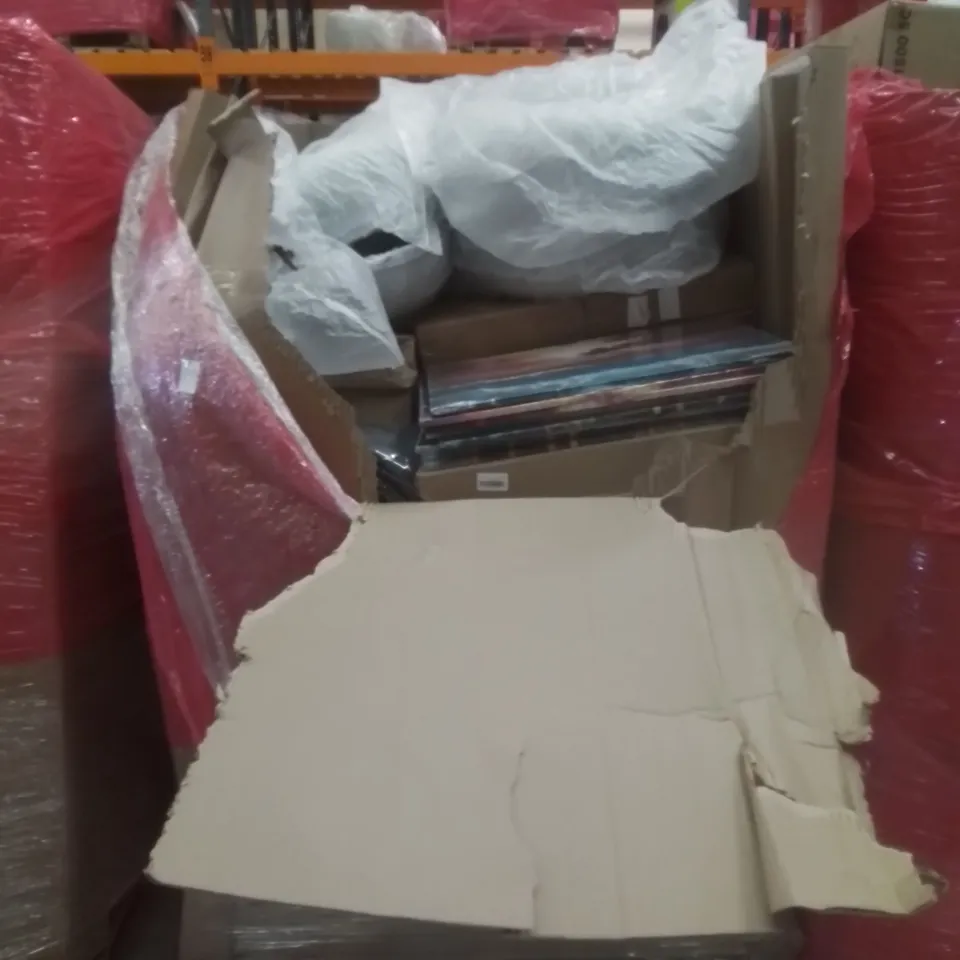 PALLET OF ASSORTED HOUSEHOLD GOODS AND FURNITURE TO INCLUDE; ELECTRIC BLANKETS, SUNSET PORTRAITS, LARGE QUANTITY OF JEMIDI ARMCHAIR COVERS ETC