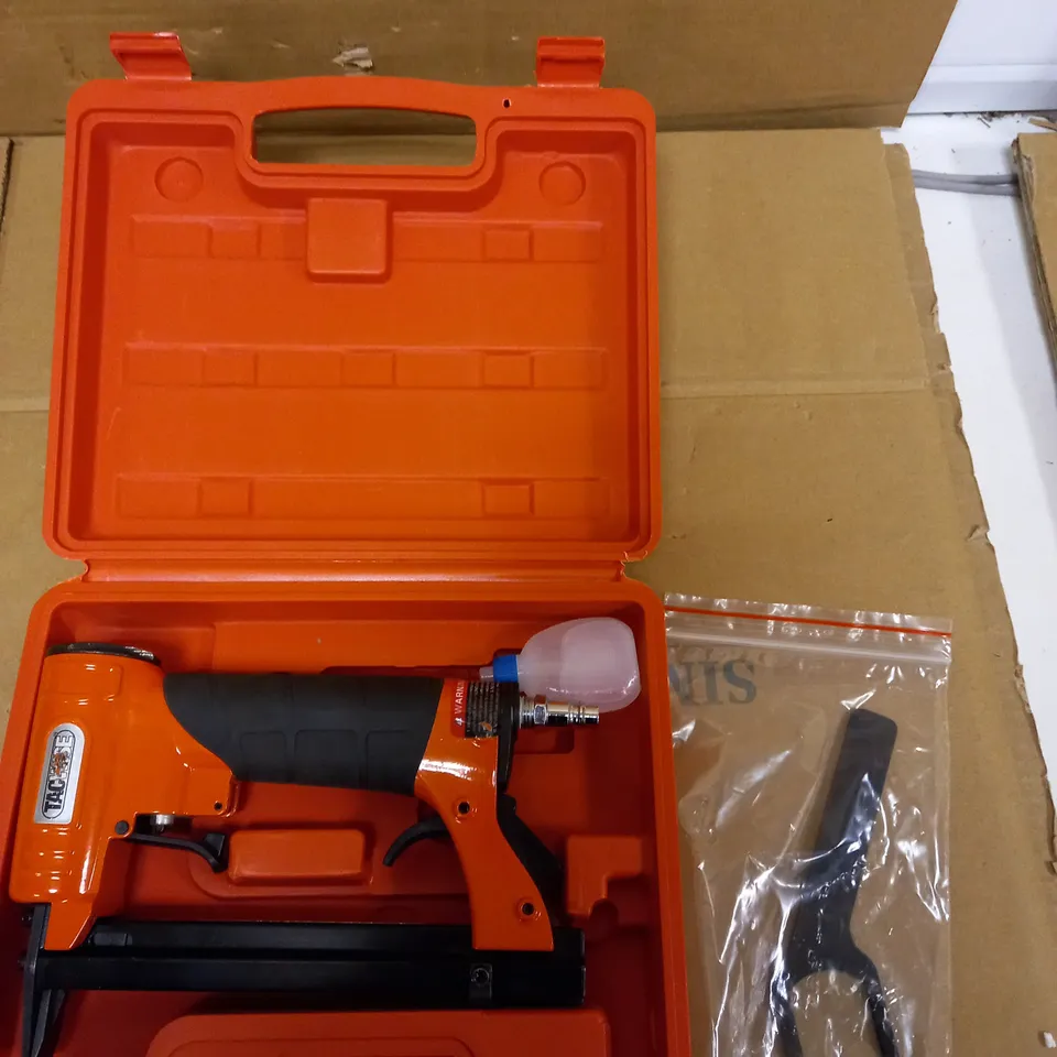 TACWISE UPHOLSTERY AIR STAPLER 