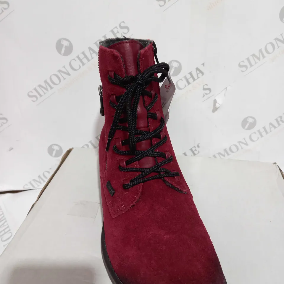 OUTLET RIEKER SIDE ZIP LACE UP BOOT - SIZE 5