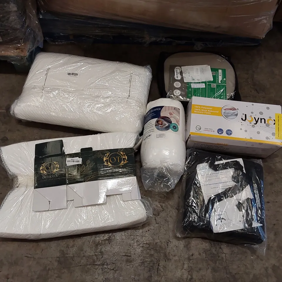 PALLET OF ASSORTED BEDROOM AND COMFORT BASED PRODUCTS TO INCLUDE; PILLOWS, SUPPORT SEAT CUSHIONS AND SIMILARLY RELATED GOODS 