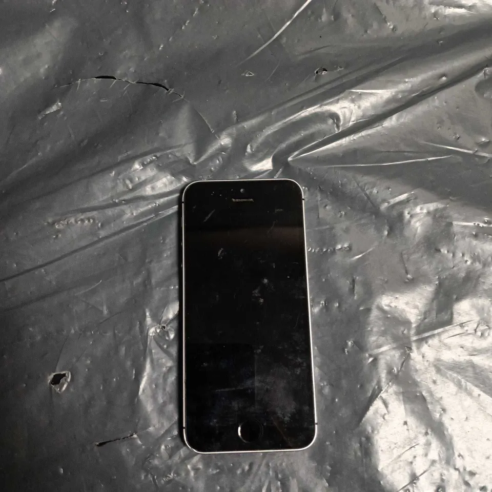 APPLE IPHONE SE A1723