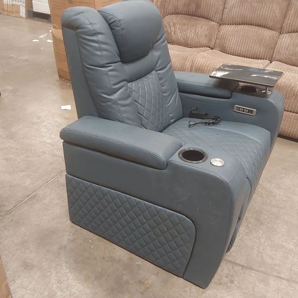 QUALITY DESIGNER FAUX LEATHER ELECTRIC RECLINING ARMCHAIR WITH CUPHOLDERS AND TRAY