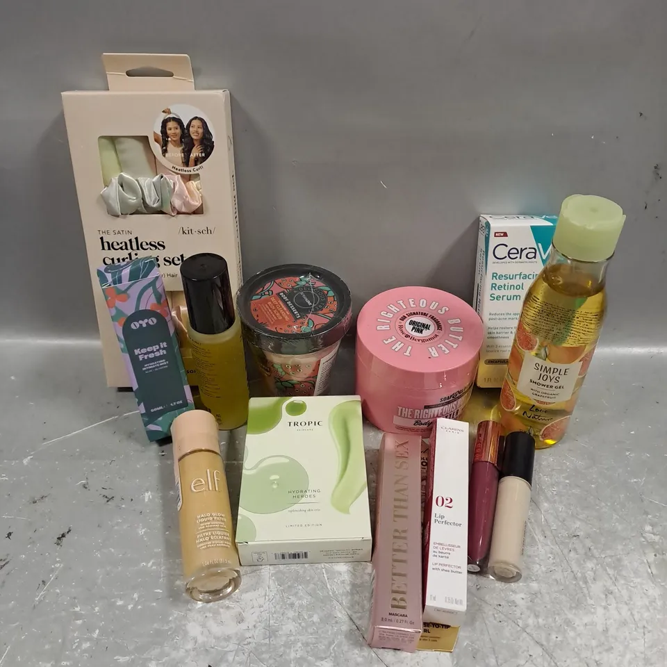 APPROXIMATELY 15 ASSORTED COSMETIC ITEMS TO INCLUDE - TROPIC REPLENISHING SKIN TRIO - OYO HYDRATING INTIMATE MIST - ELF HALO GLOW LIQUID FILTER IN 1 FAIR - ETC