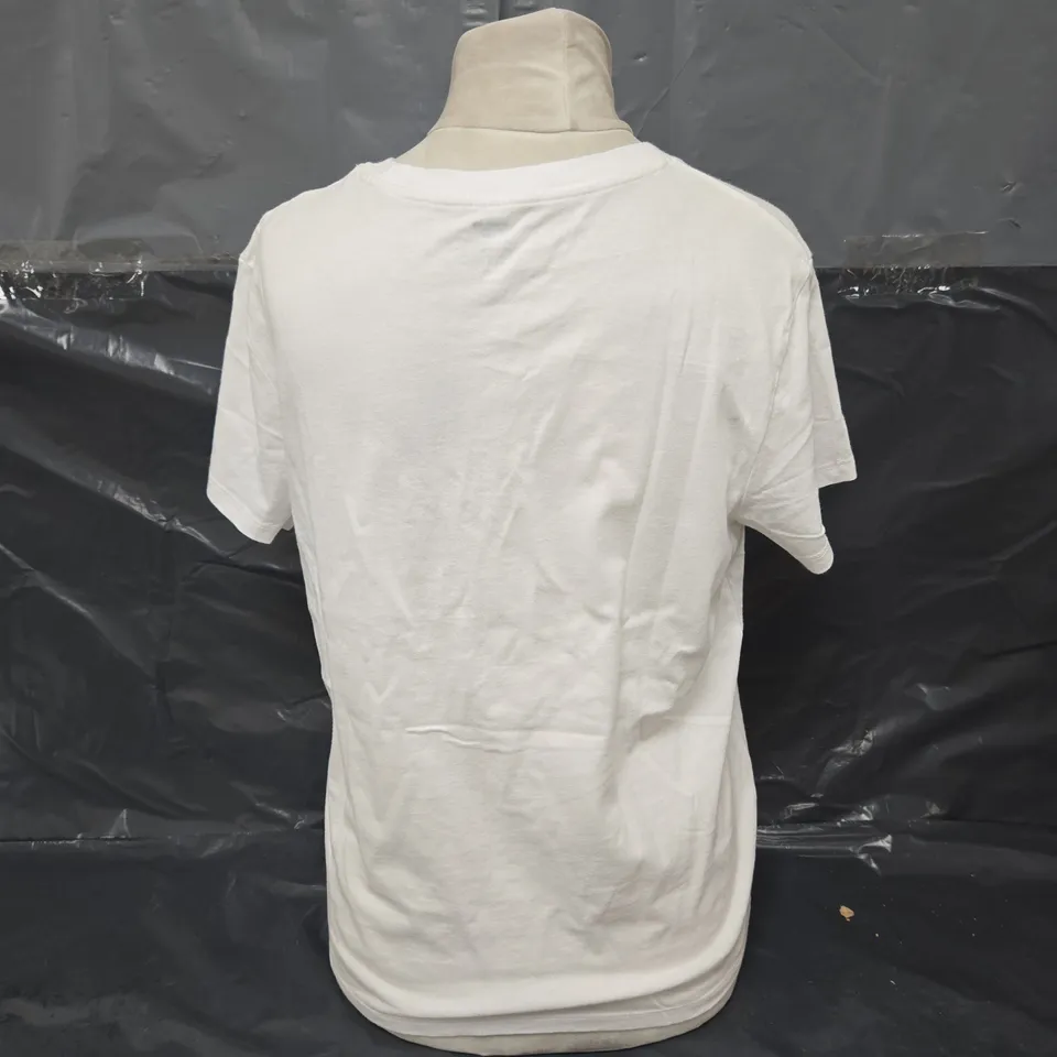LEVIS PERFECT T-SHIRT IN WHITE - LARGE