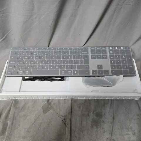 SEENDA MULTI-DEVICE WIRELESS KEYBOARD & MOUSE COMBO – SLEEK SERIES