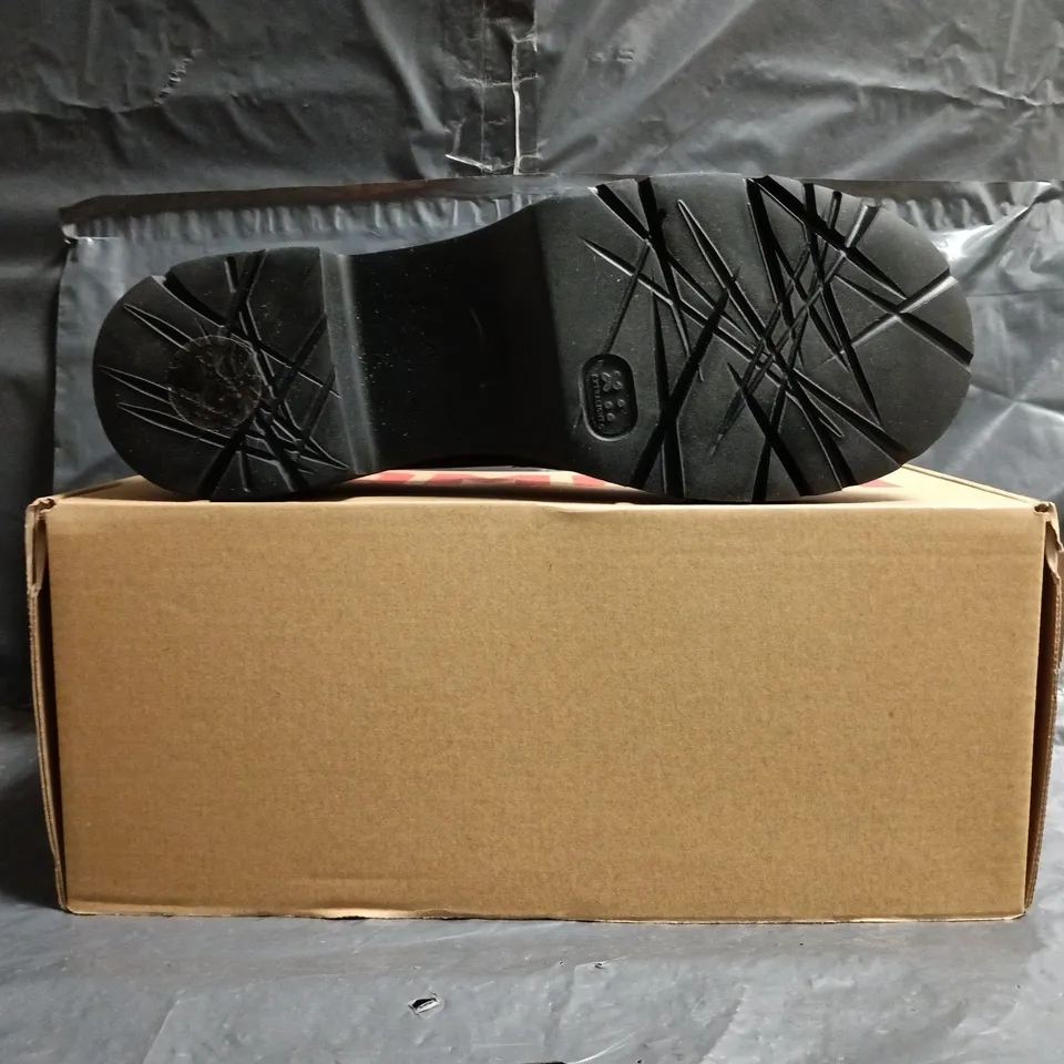 BOXED PAIR OF CAMPER CHUNKY LOAFERS IN CHESTNUT/CREAM/BEIGE SIZE EU 41