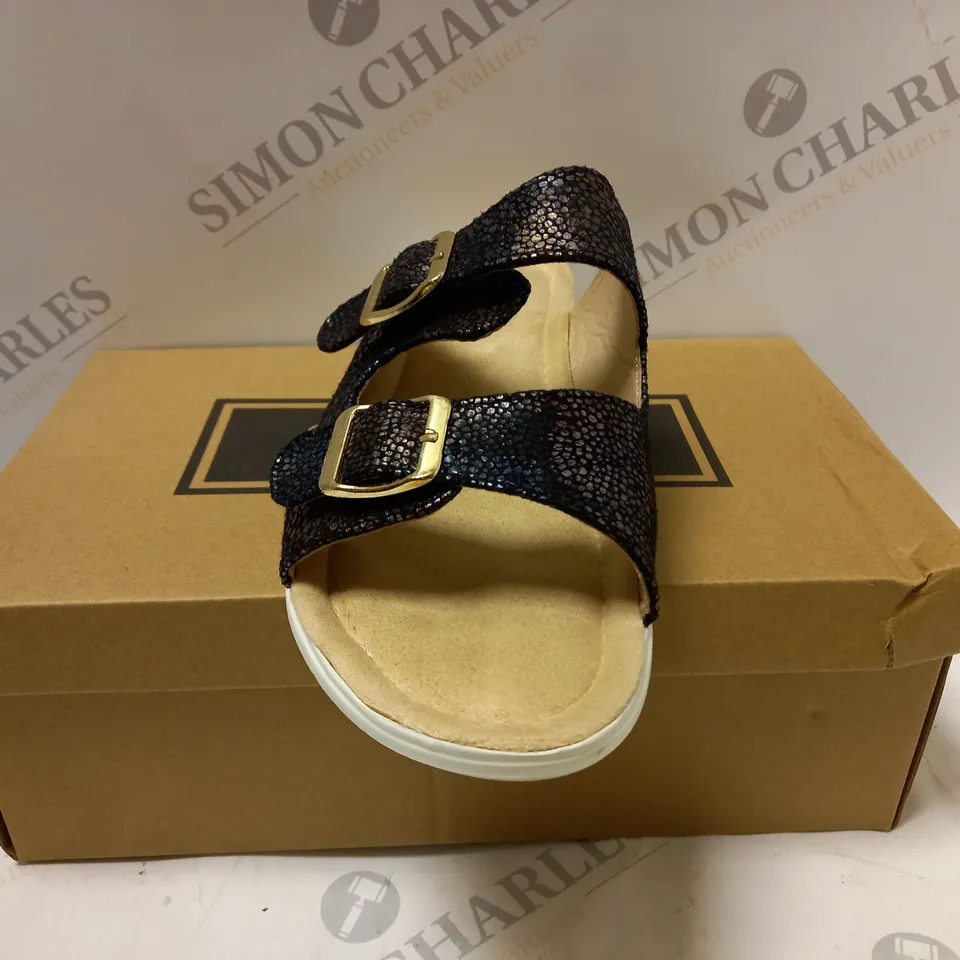 BOXED PAIR OF CUSHION WALK STRAPPY SANDALS, BLACK - SIZE 6
