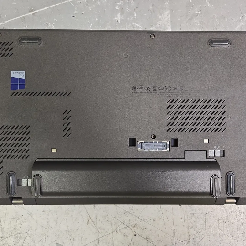LENOVO X240 THINKPAD LAPTOP IN BLACK