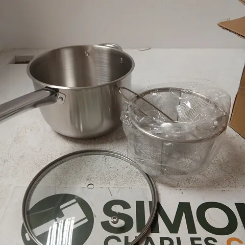 STAINLESS STEEL SAUCEPAN WITH GLASS LID AND MESH STRAINER