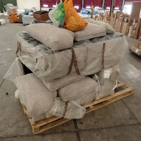 PALLET TO CONTAIN A DAMAGED CHAISE SOFA WITH SOFA PARTS
