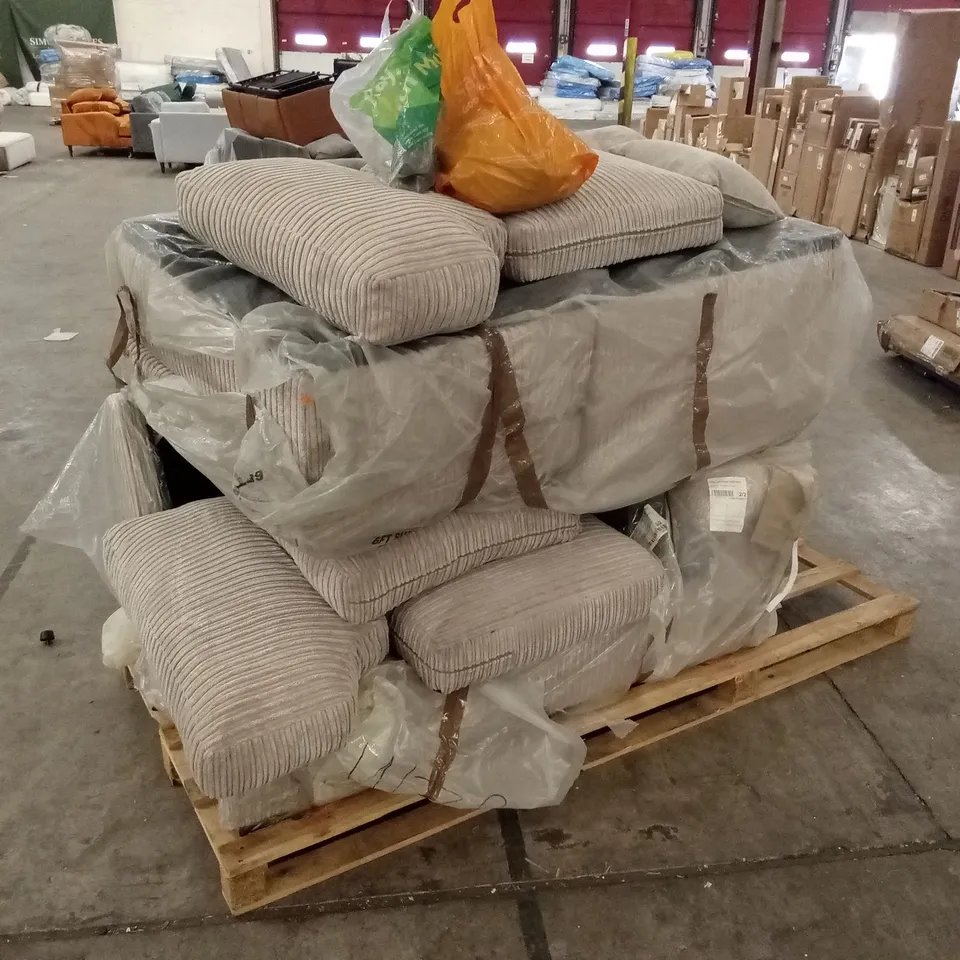 PALLET TO CONTAIN A DAMAGED CHAISE SOFA WITH SOFA PARTS